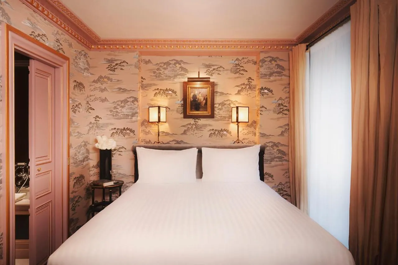 Maison Proust, & La Otel Paris