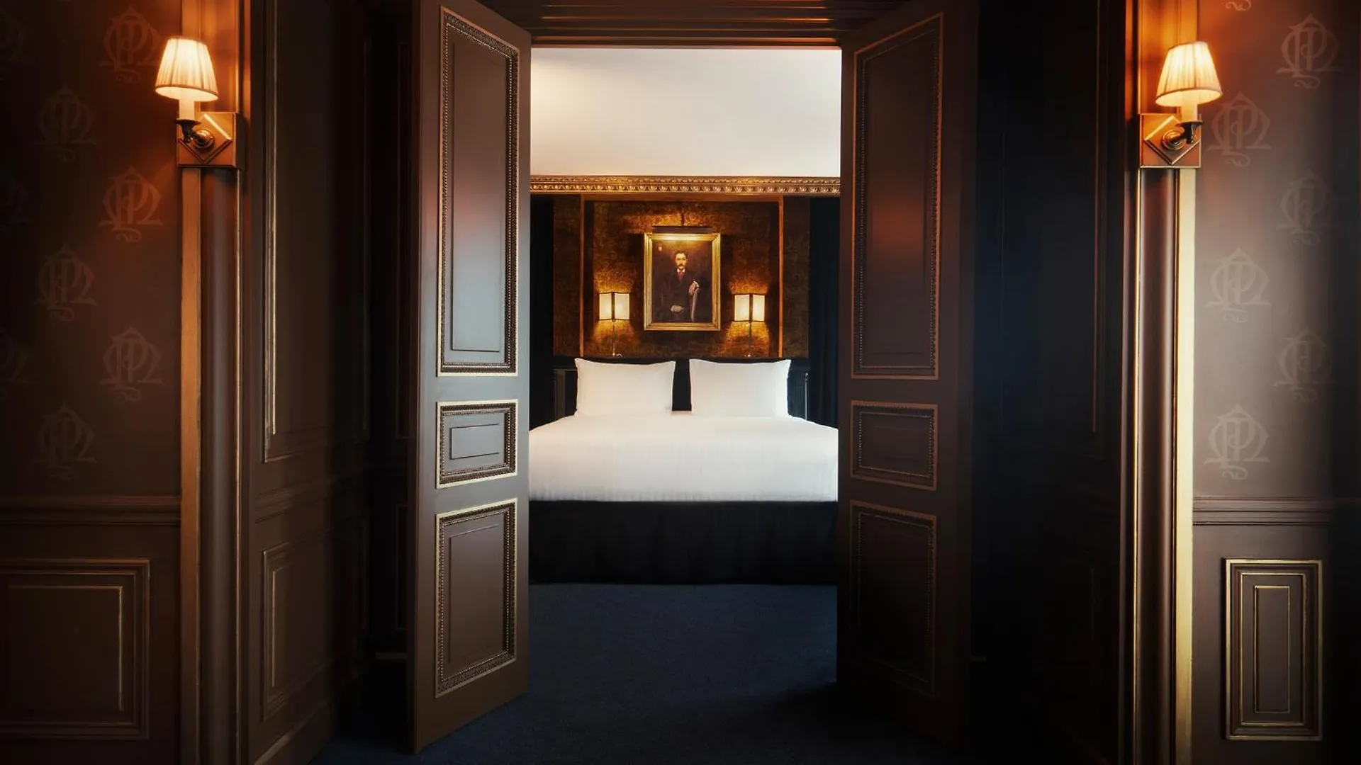 Maison Proust, & La Hotel