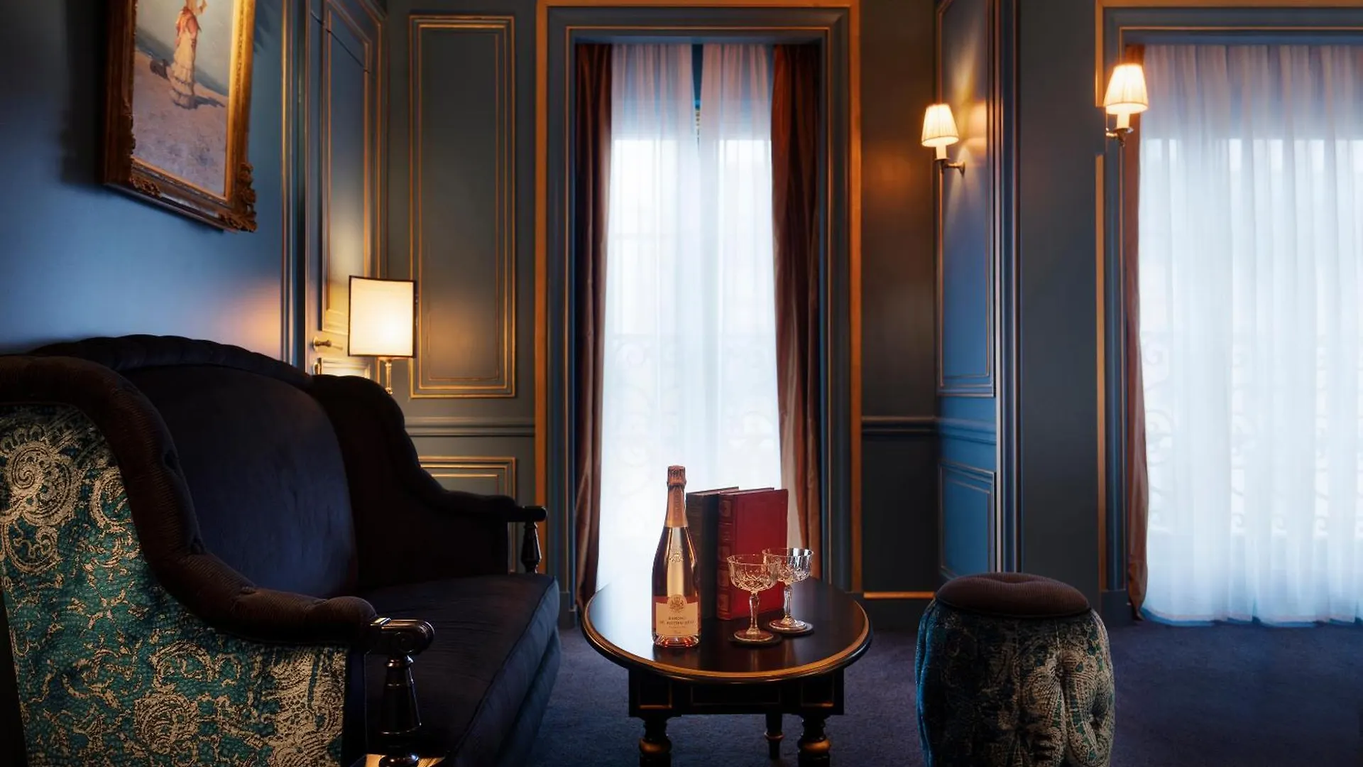 Maison Proust, & La Otel Paris