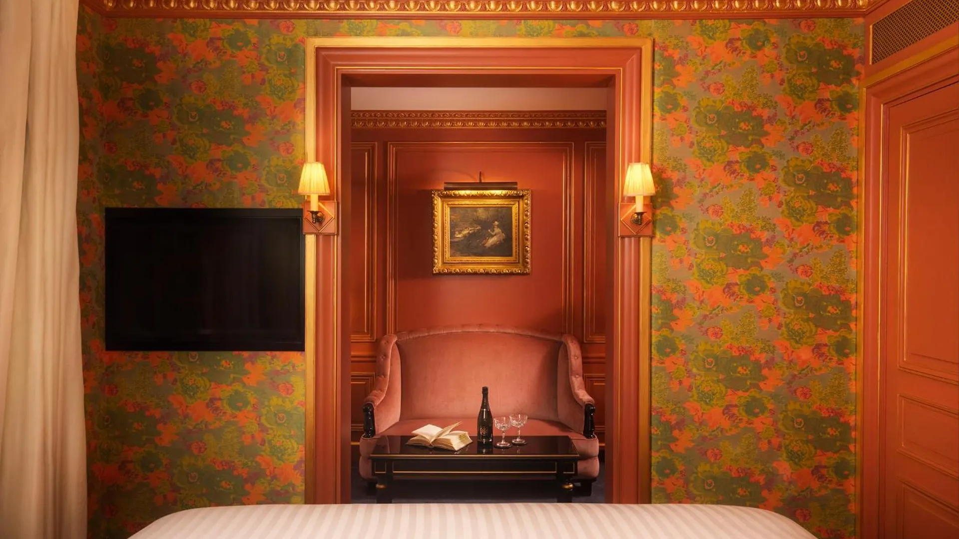 Maison Proust, & La Hotel 5*