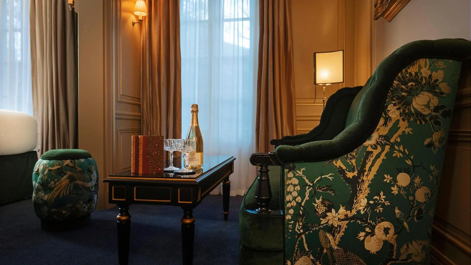 Maison Proust, & La 5* Paris