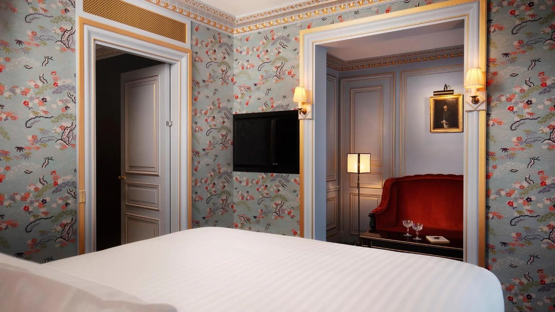 Maison Proust, & La Hotel 5*
