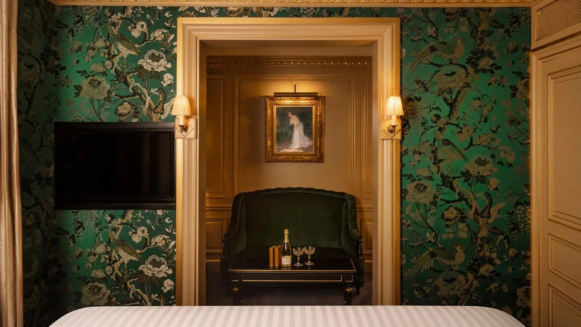 Maison Proust, & La 5* Paris